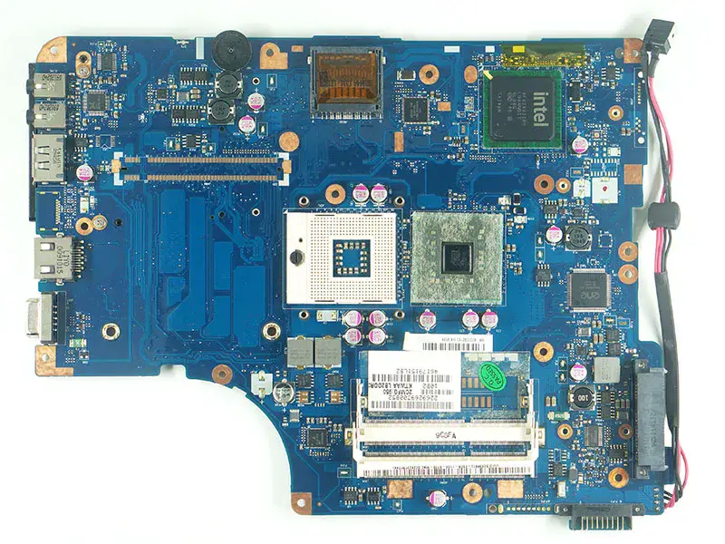 Toshiba K000092150 L500 L555 Základní deska