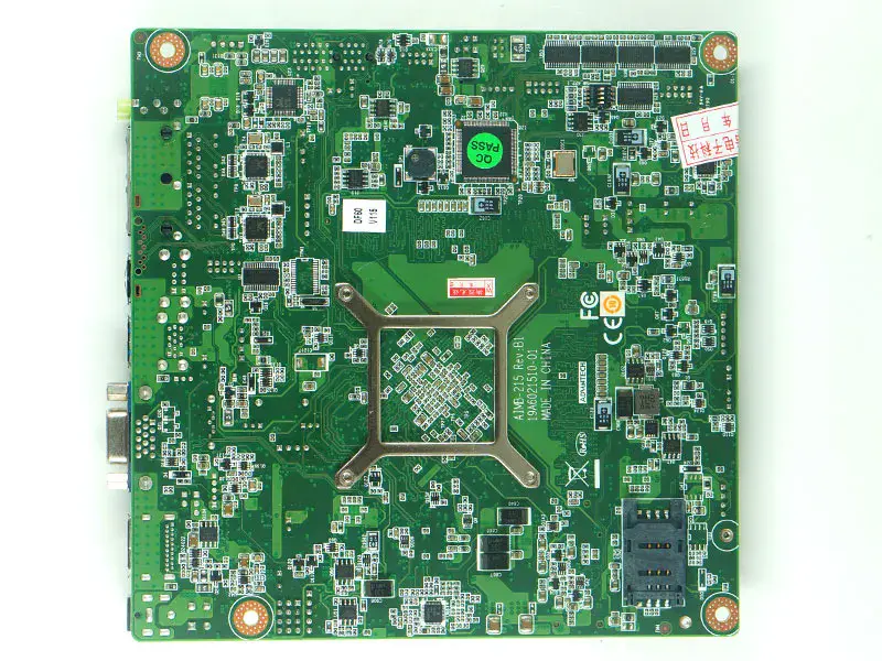 Základní deska Advantech AIMB- 215D