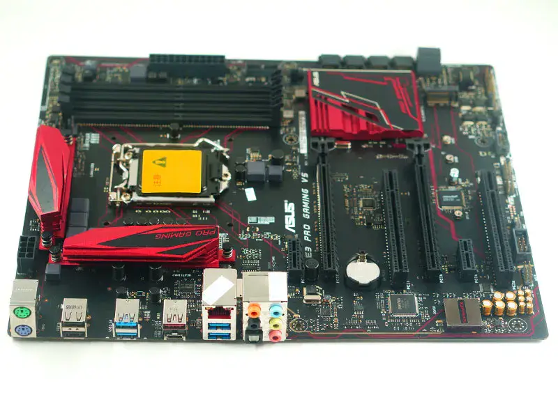 Základní deska Asus E3 PRO GAMING V5 C232 LGA 1151 E3 1231V5