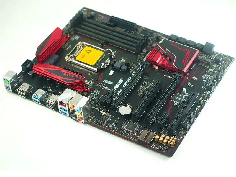 Základní deska Asus E3 PRO GAMING V5 C232 LGA 1151 E3 1231V5