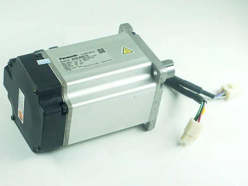 A4 Panasonic 750W MCDDT3520003+MHMD082P1U