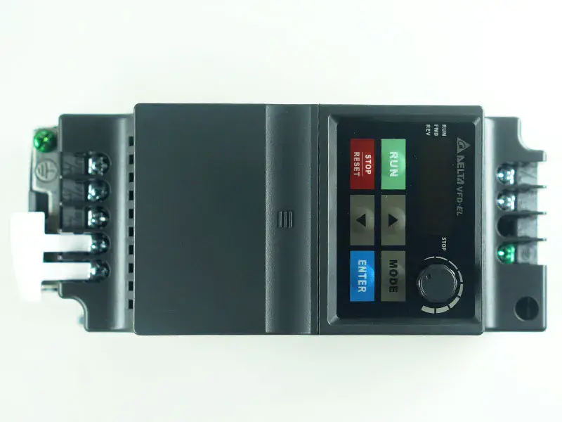 Střídavý pohon Delta VFD007EL21A