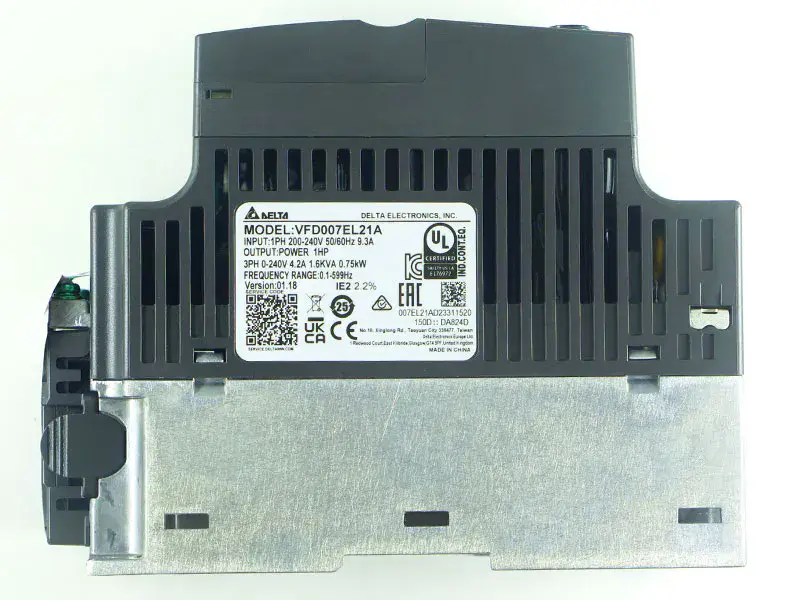 Střídavý pohon Delta VFD007EL21A