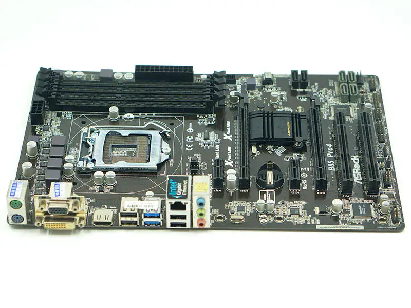 Základní deska Asrock B85 PRO4 DDR3 32GB ATX LAG1150