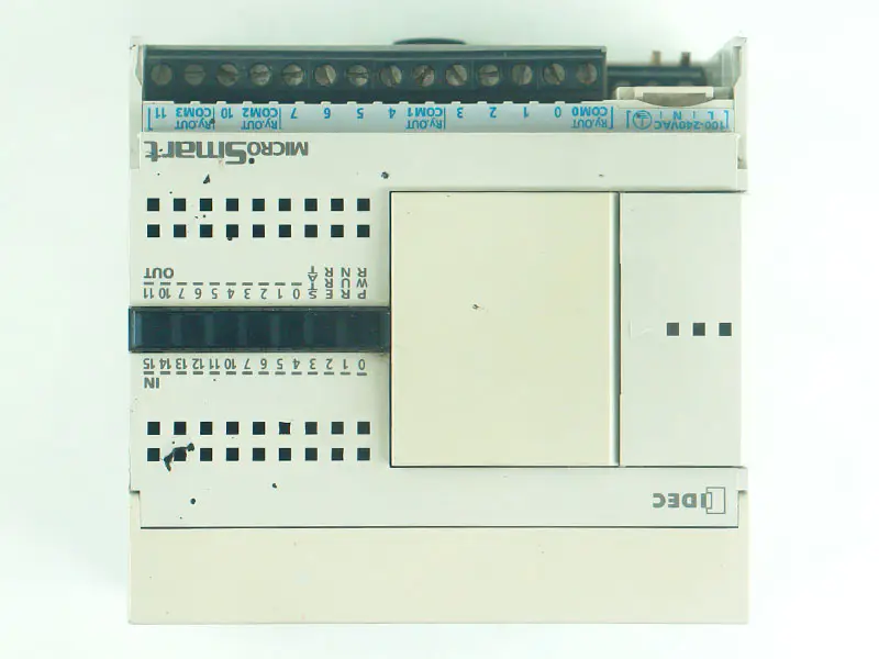 IDEC FC4A-C24R2 PLC