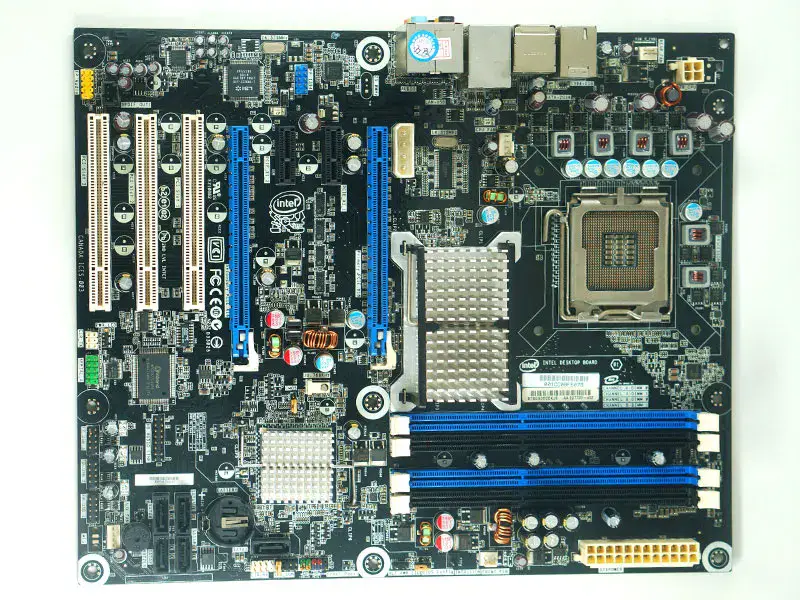 Intel DP45SG motherboard