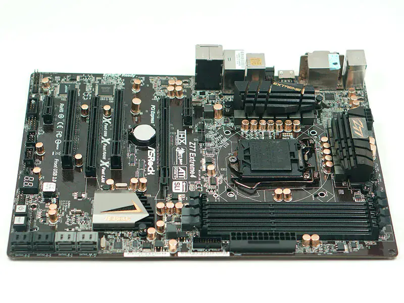 Základní deska Asrock Z77 Extreme4