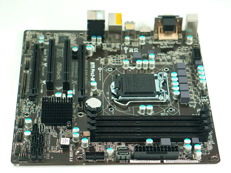 Základní deska Asrock B75 Pro3-M B75 LGA1155 Micro-ATX