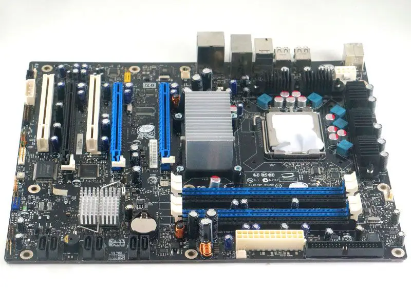 Základní deska Intel DX38BT