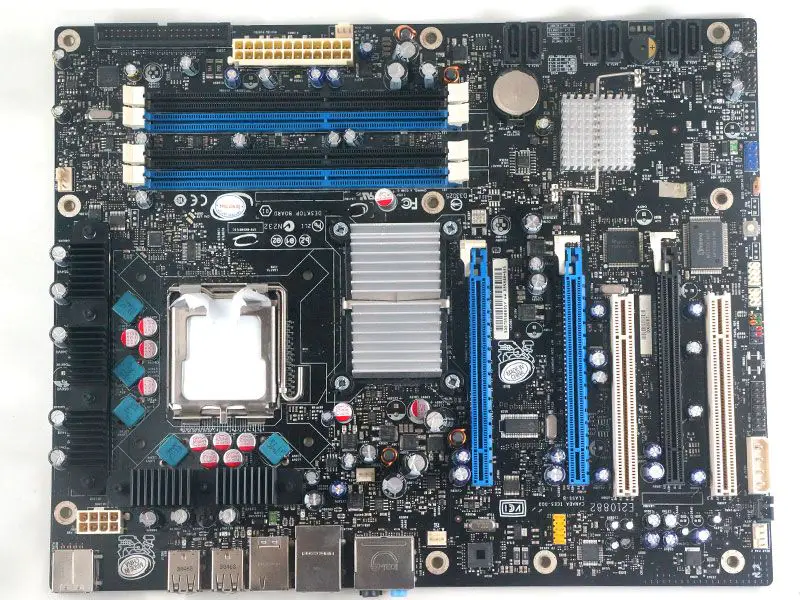 Základní deska Intel DX38BT
