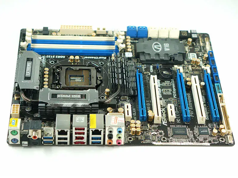 Základní deska Asrock P67 Extreme6