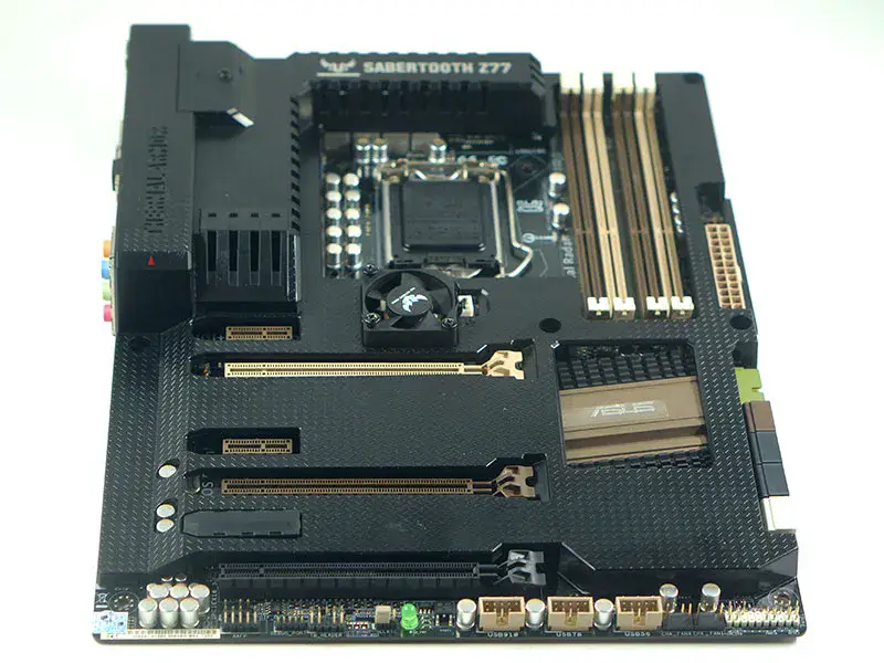 Základní deska Asus SABERTOOTH Z77
