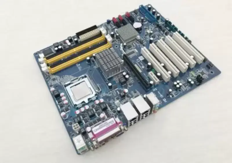 DV7550-Q35 R10 základní deska pro průmyslová zařízení Duální síťový port 5*PCI