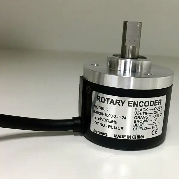 Snímač Autonics E40S8-1000-3-T-24