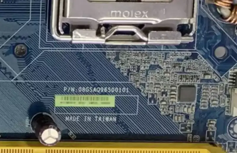 Základní deska pro průmyslová zařízení Avalue EAX-965Q