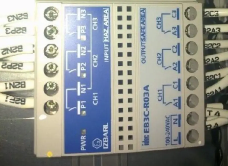 IDEC EB3C Bezpečnostní reléová zábrana EB3C-R03A EB3C-R03AN