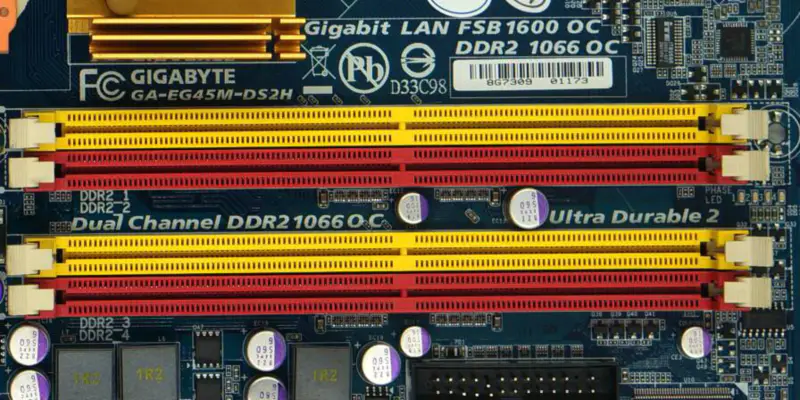 Základní deska Gigabyte GA-EG45M-DS2H (REV 1.0)