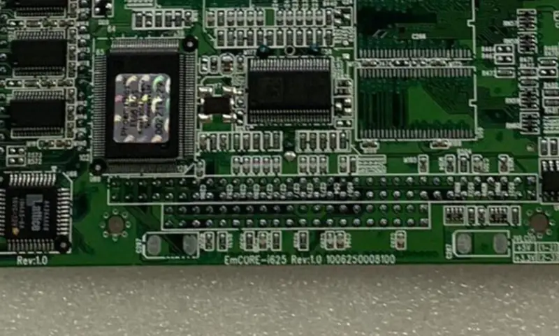 Průmyslová základní deska ARBOR EMCORE-i625 REV 1.0
