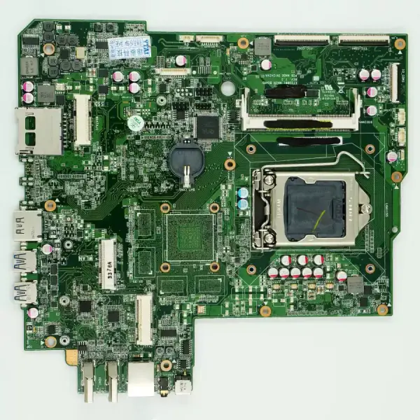 Základní deska Asus ET2300I