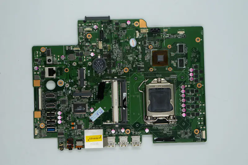 Základní deska Asus ET2311I