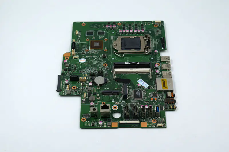 Základní deska Asus ET2311I