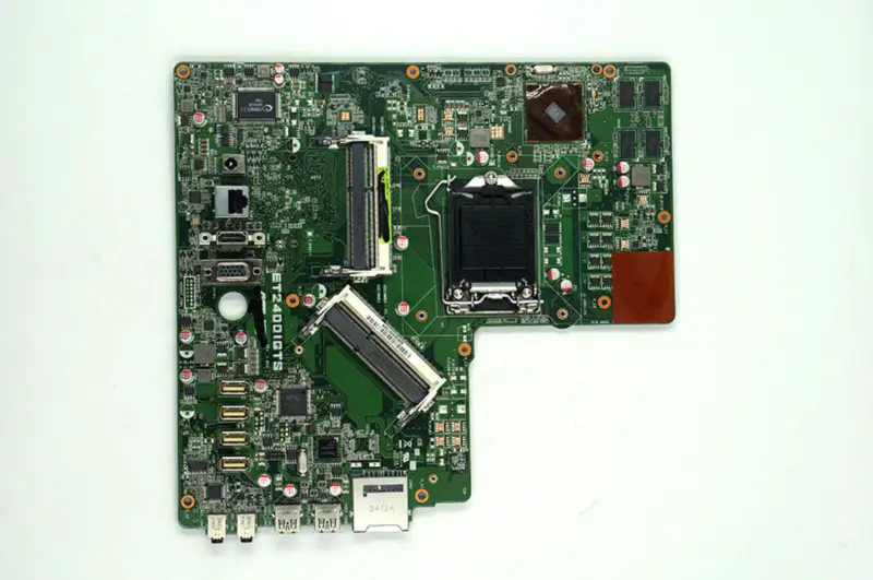 Základní deska Asus ET2400IGTS