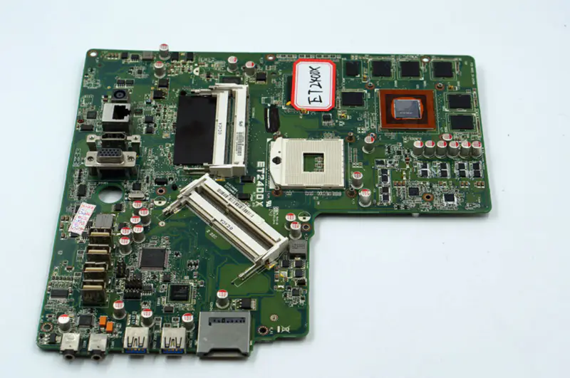 Základní deska Asus ET2400X