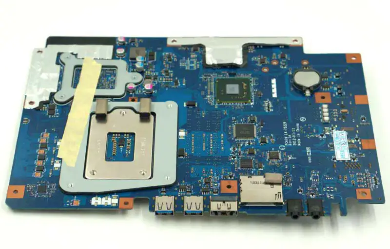 Základní deska Asus ET2410i