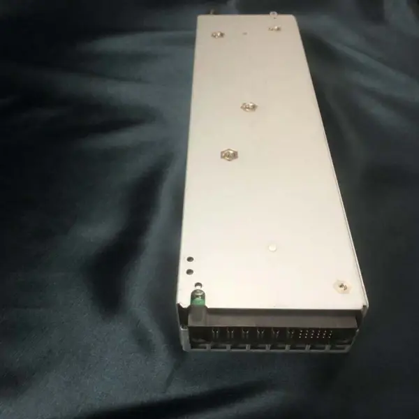 Napájecí zdroj Juniper Ex4500-pwr1-ac-fb zepředu dozadu pro šasi Ex4500