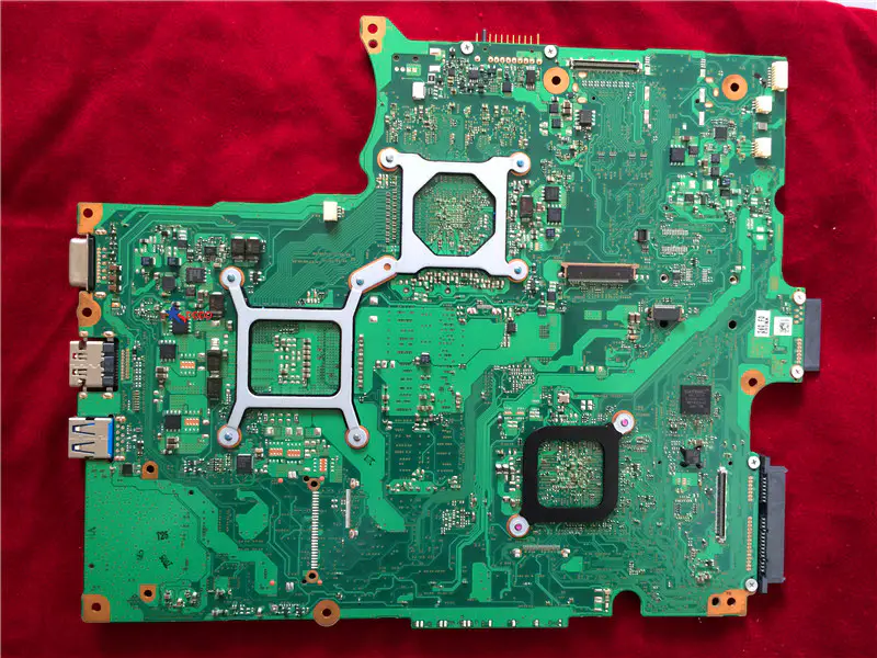 Toshiba Tecra R850 PN: FAL5SY2 A2971 Základní deska