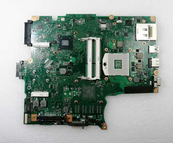 Toshiba Tecra R850 PN: FAL5SY3 A3102 Základní deska