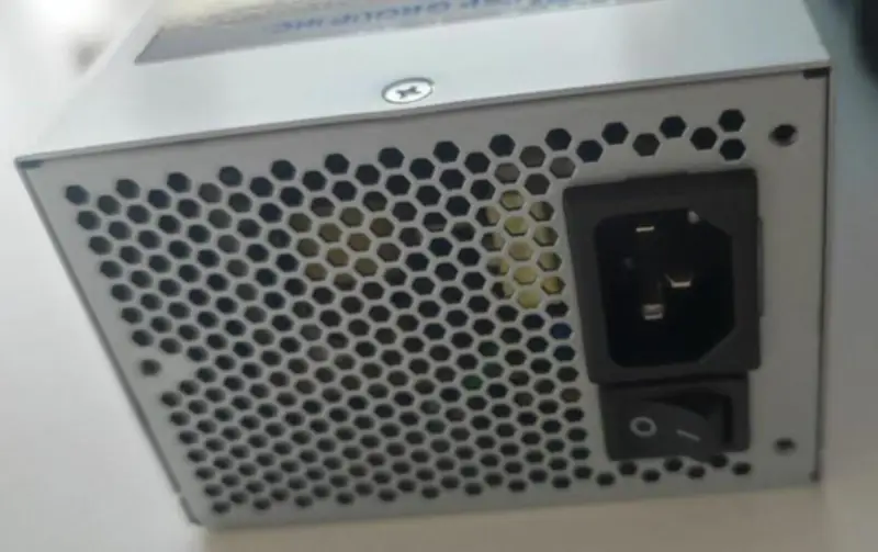 80plus Bronze 2U 500W spínaný zdroj FSP500-702UC