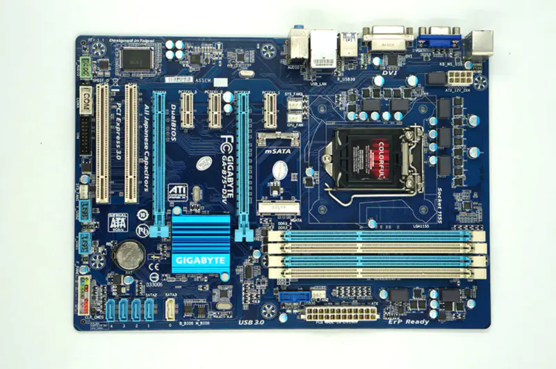 Základní deska Gigabyte GA-B75-D3V B75-D3V LGA1155