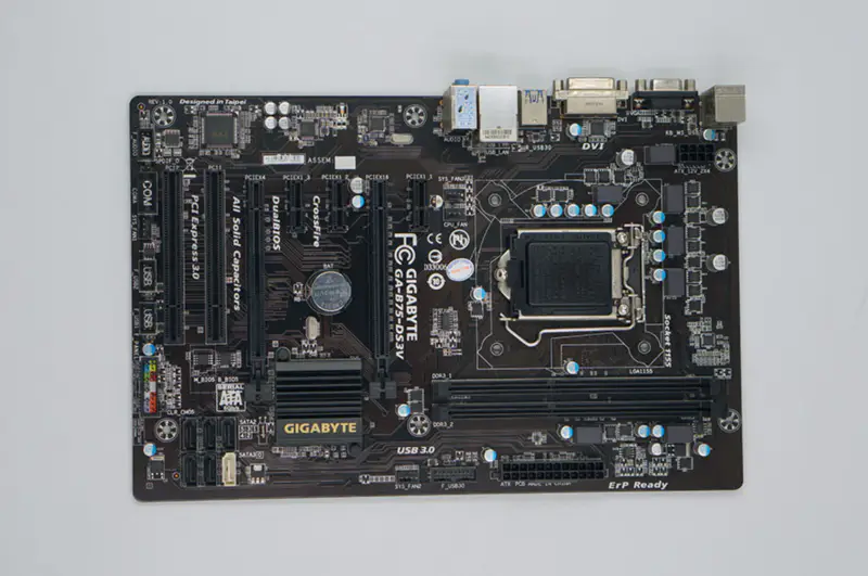 Základní deska Gigabyte GA-B75-DS3V LGA 1155 b75 H61