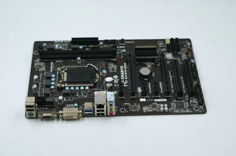 Základní deska Gigabyte GA-B75-DS3V LGA 1155 b75 H61