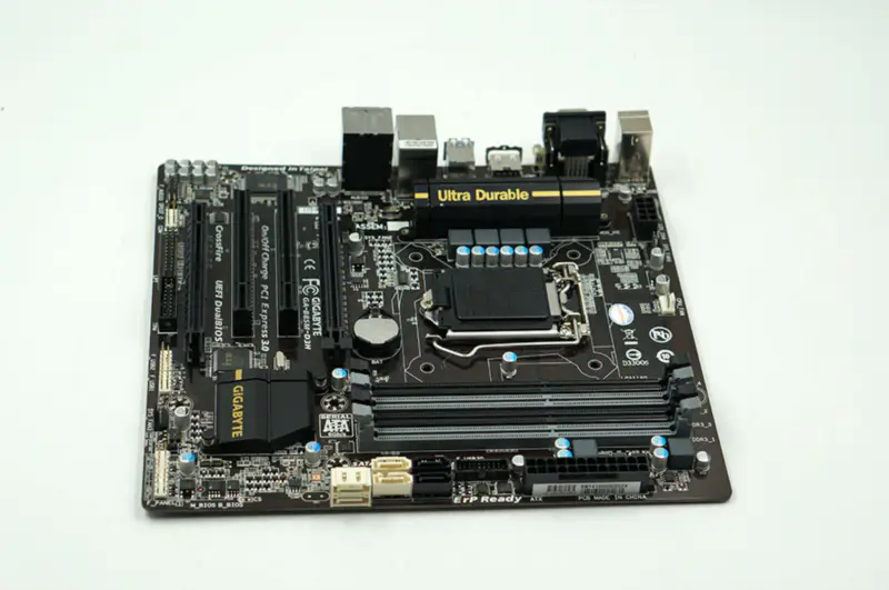 Základní deska Gigabyte GA-B85M-D3H