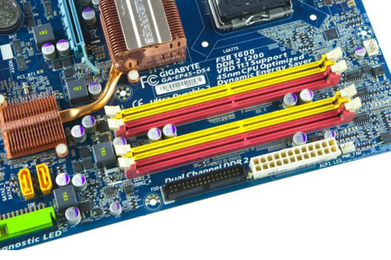 Základní deska Gigabyte GA-EP45-DS4 LGA 775 DDR2