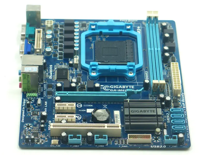 Základní deska Gigabyte GA-M68MT-S2P