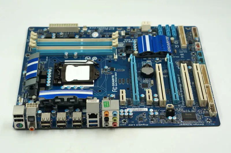Základní deska Gigabyte GA-P55A-UD3