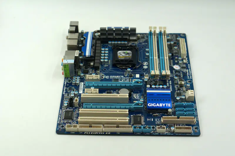 Základní deska Gigabyte GA-P55A-UD3R LGA 1156 P55A-UD3R P55