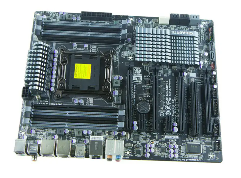 Základní deska Gigabyte GA-X79-UP4 LGA 2011