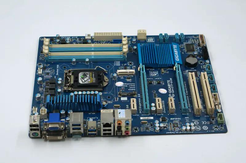 Základní deska Gigabyte GA-Z77-D3H LGA 1155