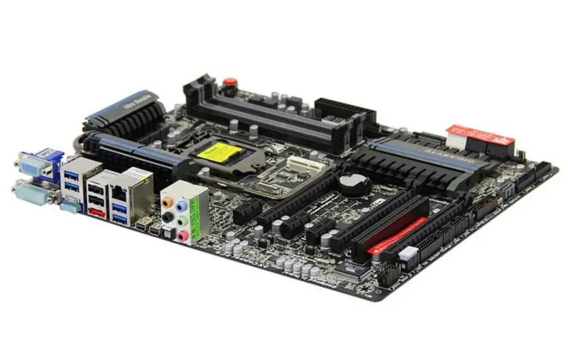 Základní deska Gigabyte GA-Z77X-UP5 TH