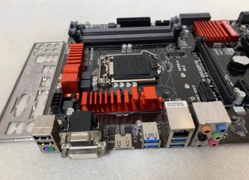 Základní deska Gigabyte GA-Z97X-SLI