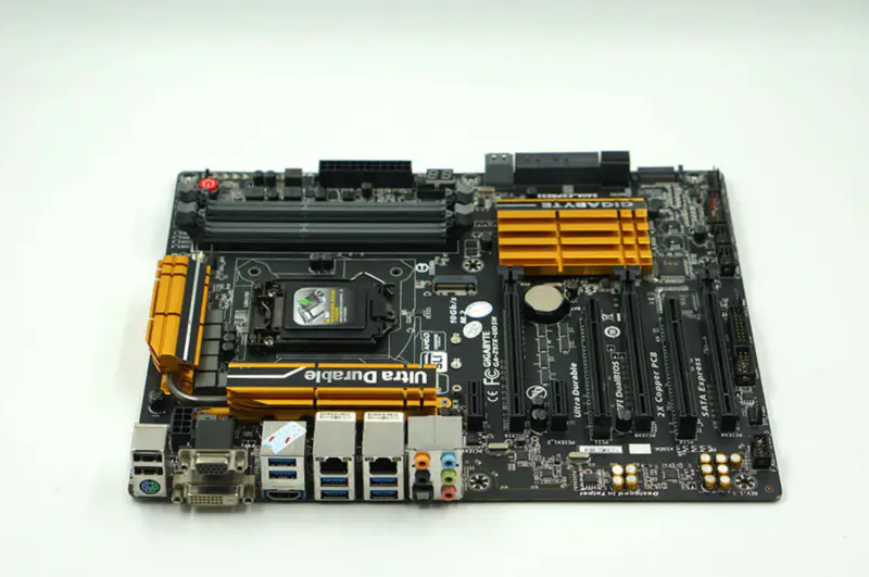 Základní deska Gigabyte GA-Z97X-UD5H Z97X-UD5H Z97 LGA 1150 ATX