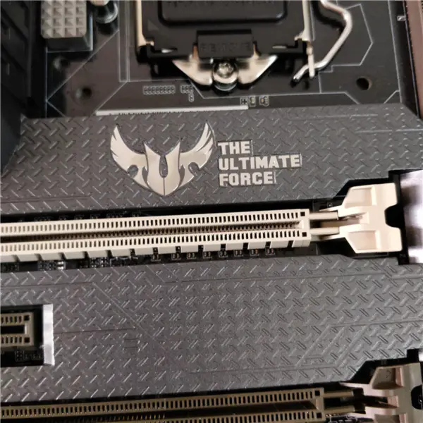Základní deska ASUS GRYPHON Z97 ARMOR EDITION LGA1150 DDR3 32G ATX