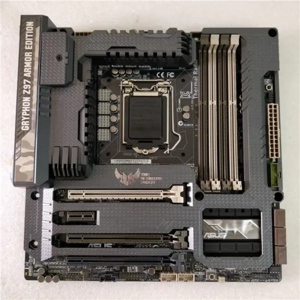 Základní deska ASUS GRYPHON Z97 ARMOR EDITION LGA1150 DDR3 32G ATX
