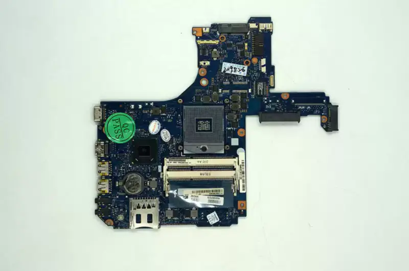 Toshiba SATELLITE S55-A5295 S55 H000057570 Základní deska