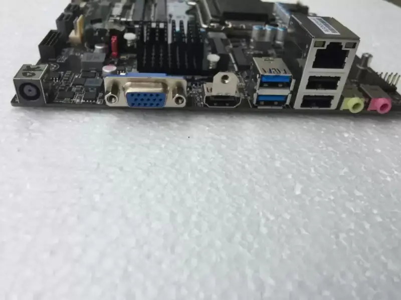 ECS H110H4-TI3 Základní deska H110 Chipset LGA1151 Mini-ITX
