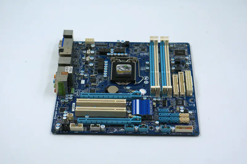 Základní deska Gigabyte GA-H55M-USB3 H55M-USB3